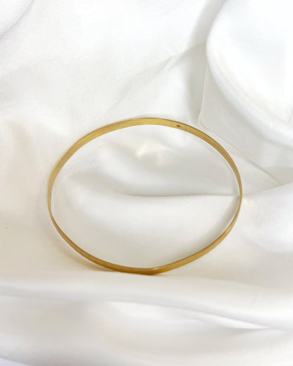 18-carat yellow gold bangle 7.5g "Minerva"