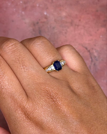 1.16 carat Sapphire Trilogy Ring &amp; 0.30 carat Diamonds "Léandre"