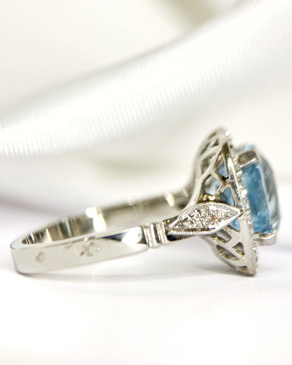 Anillo estilo art déco con aguamarina de 3.40 carats y diamantes de 0.36 carat, 5.38g «Pamela»