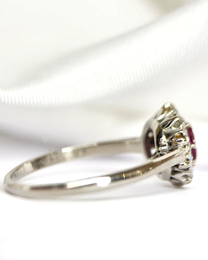 0.60-carat Ruby Daisy Ring &amp; Diamonds "Somia"