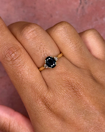 1.63-carat Sapphire and Diamond Trilogy Ring "Mireille"