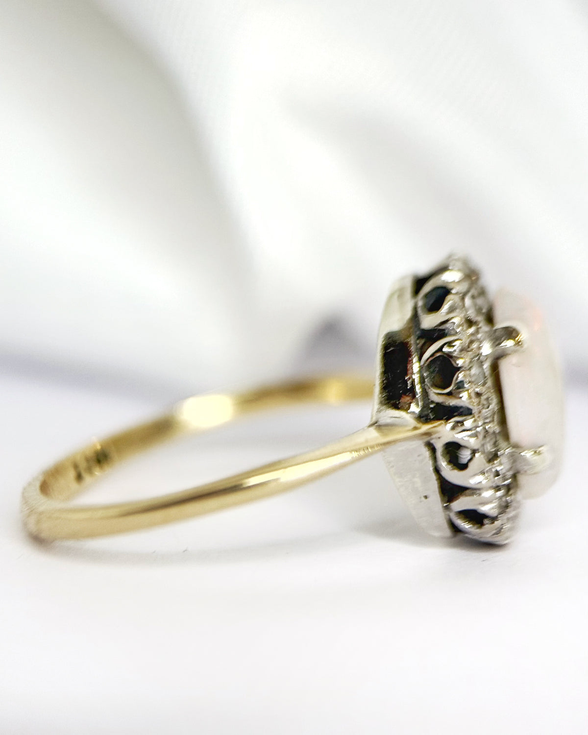 Alessandro Opal Daisy Ring, 0.81 carat &amp; Diamonds