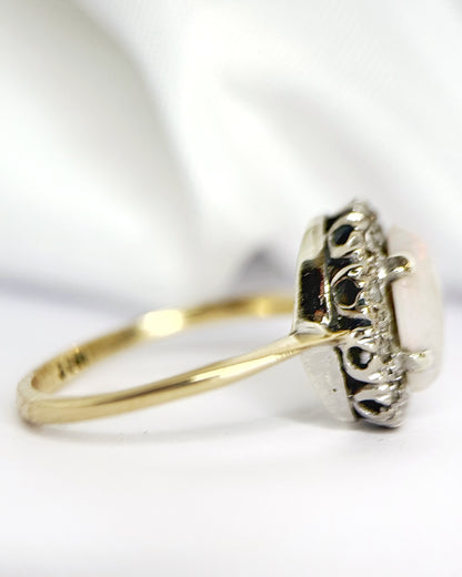 Alessandro Opal Daisy Ring, 0.81 carat &amp; Diamonds