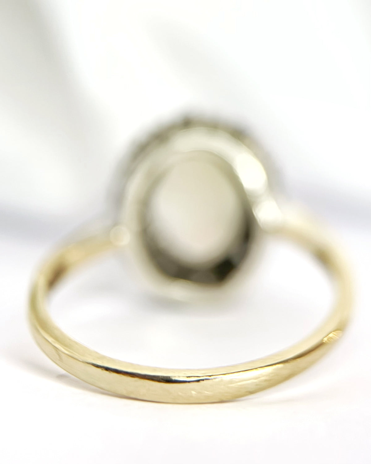 Alessandro Opal Daisy Ring, 0.81 carat &amp; Diamonds