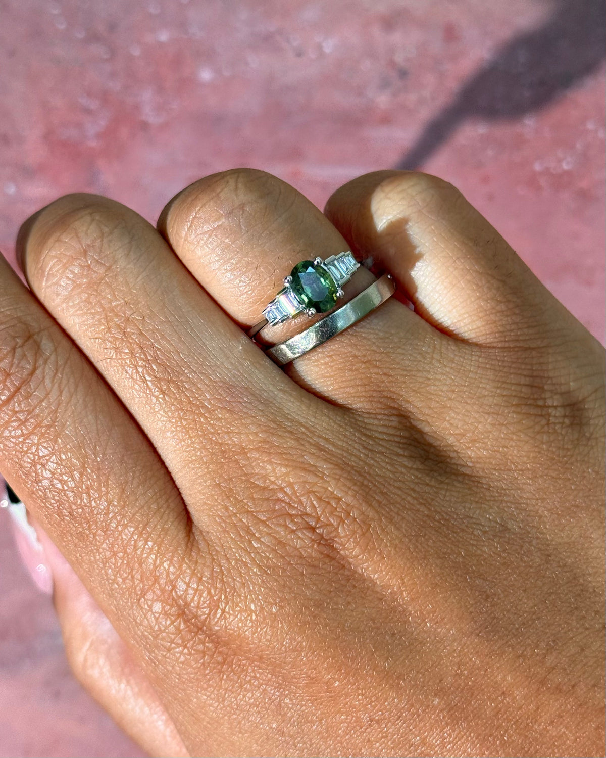 Bague Trilogie Saphir Vert 1.02 carat &amp; Diamants "Fabia"