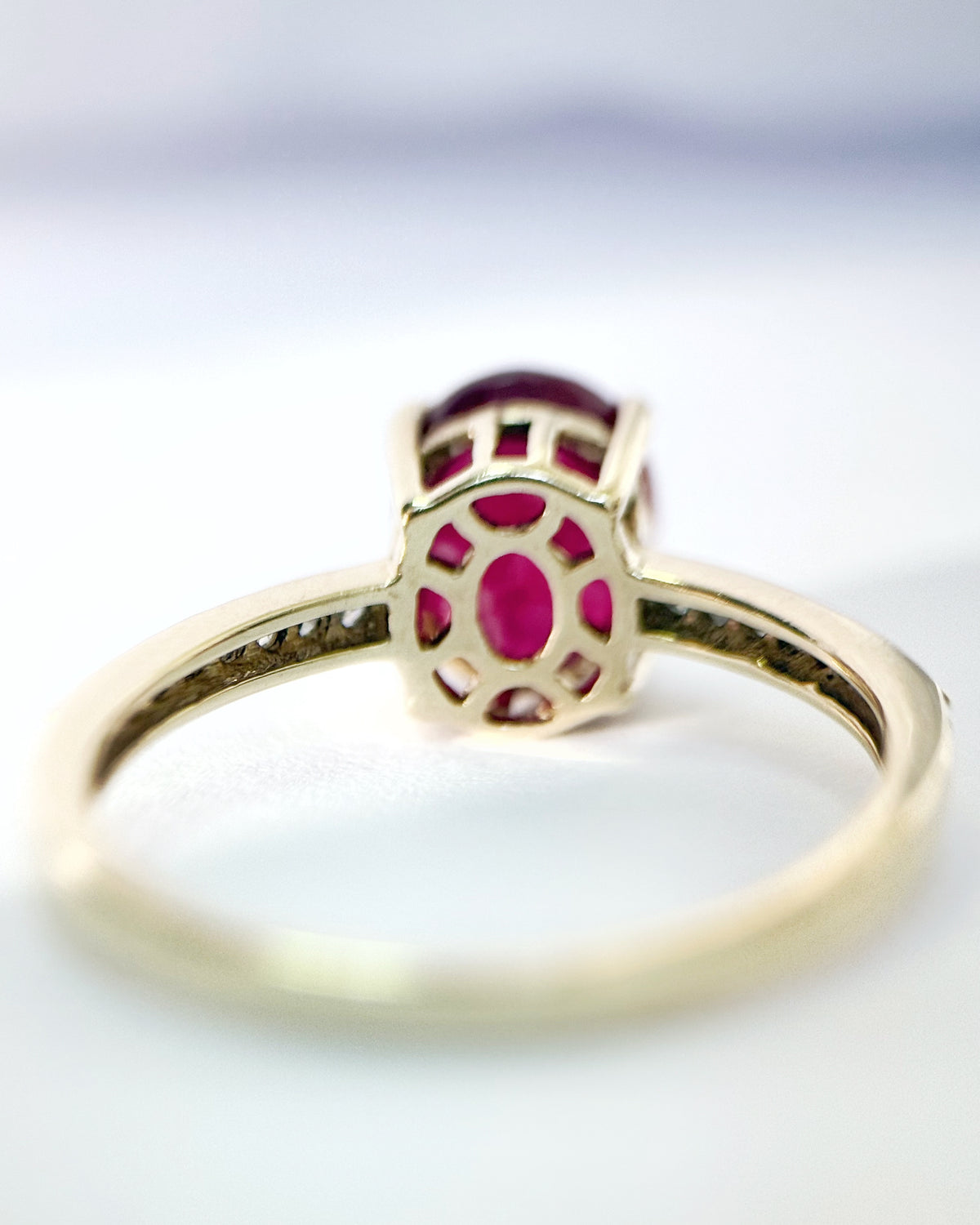 Bague Solitaire Rubis 2.78 carats &amp; Diamants "Télma"
