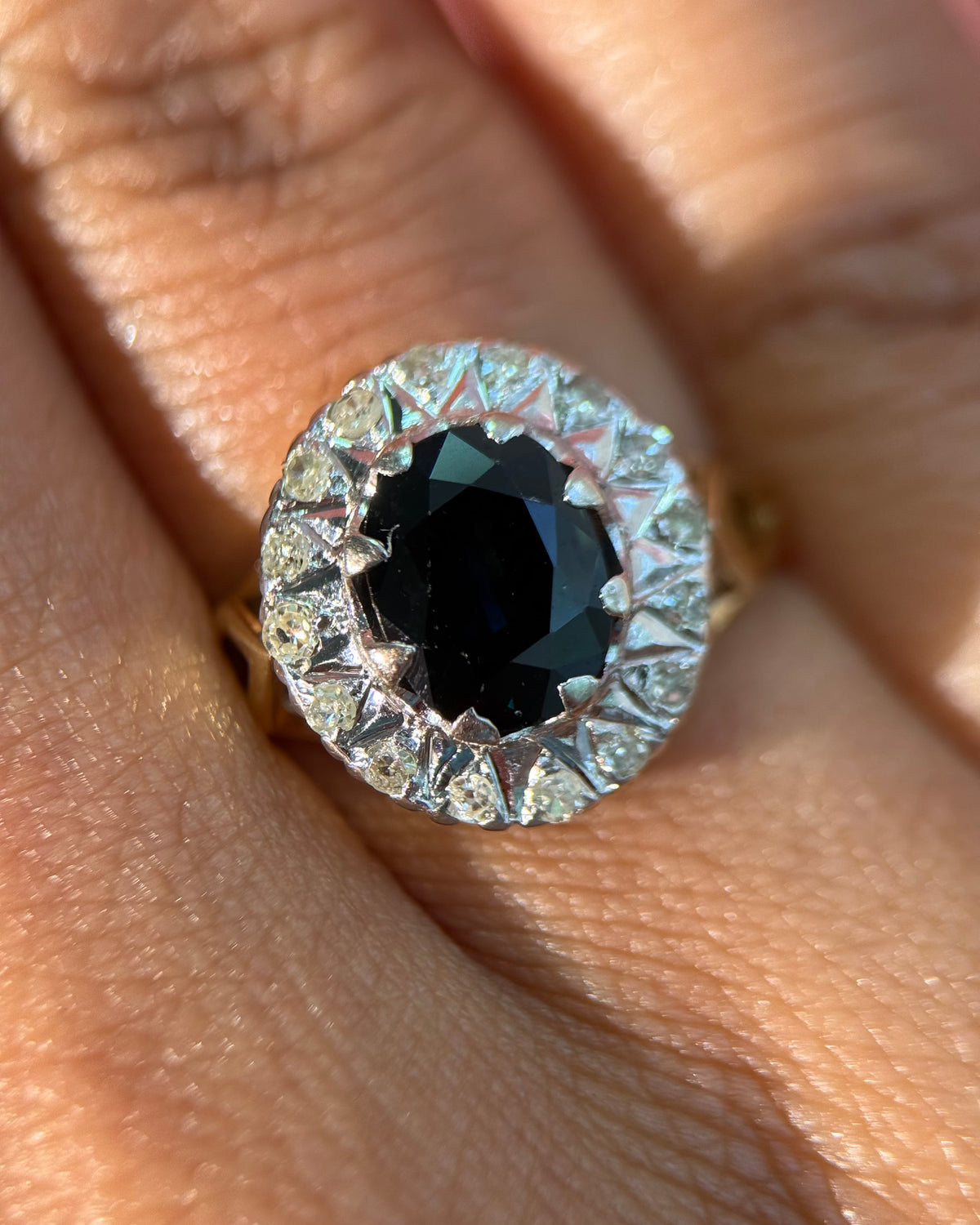 Bague Marguerite Saphir 2.05 carats &amp; Diamants "Angelique"