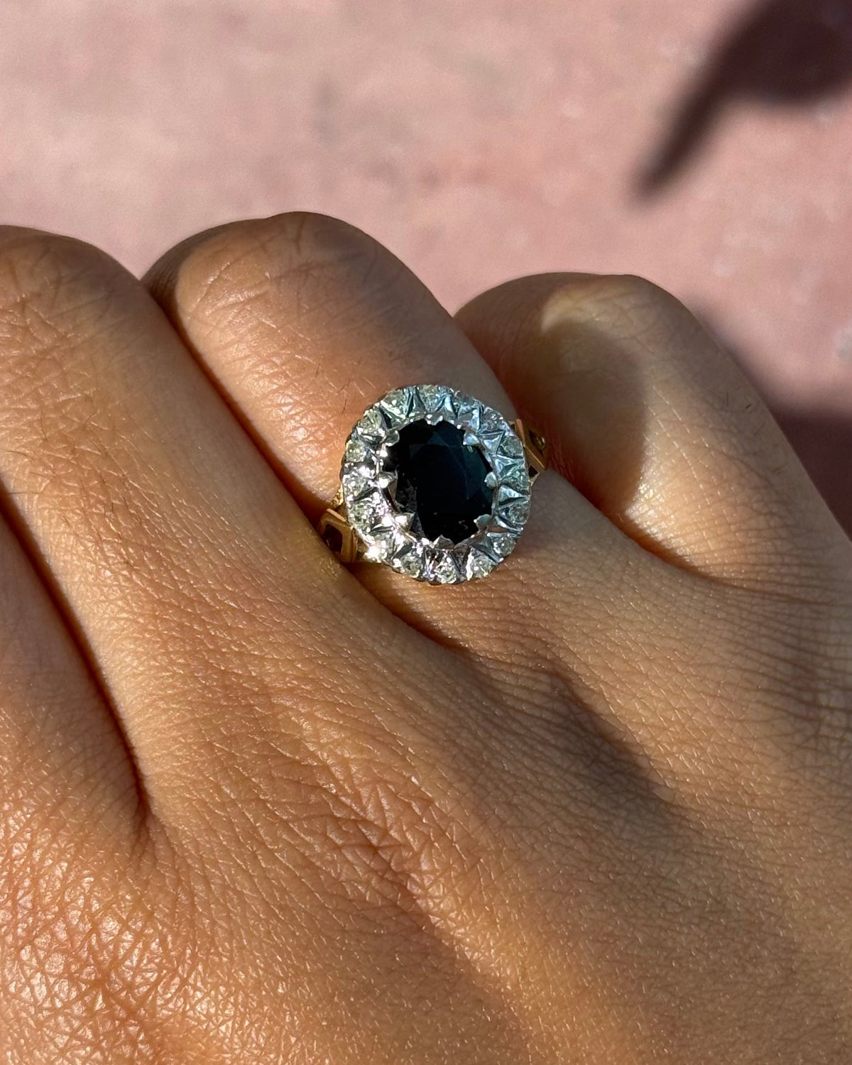 Bague Marguerite Saphir 2.05 carats &amp; Diamants "Angelique"