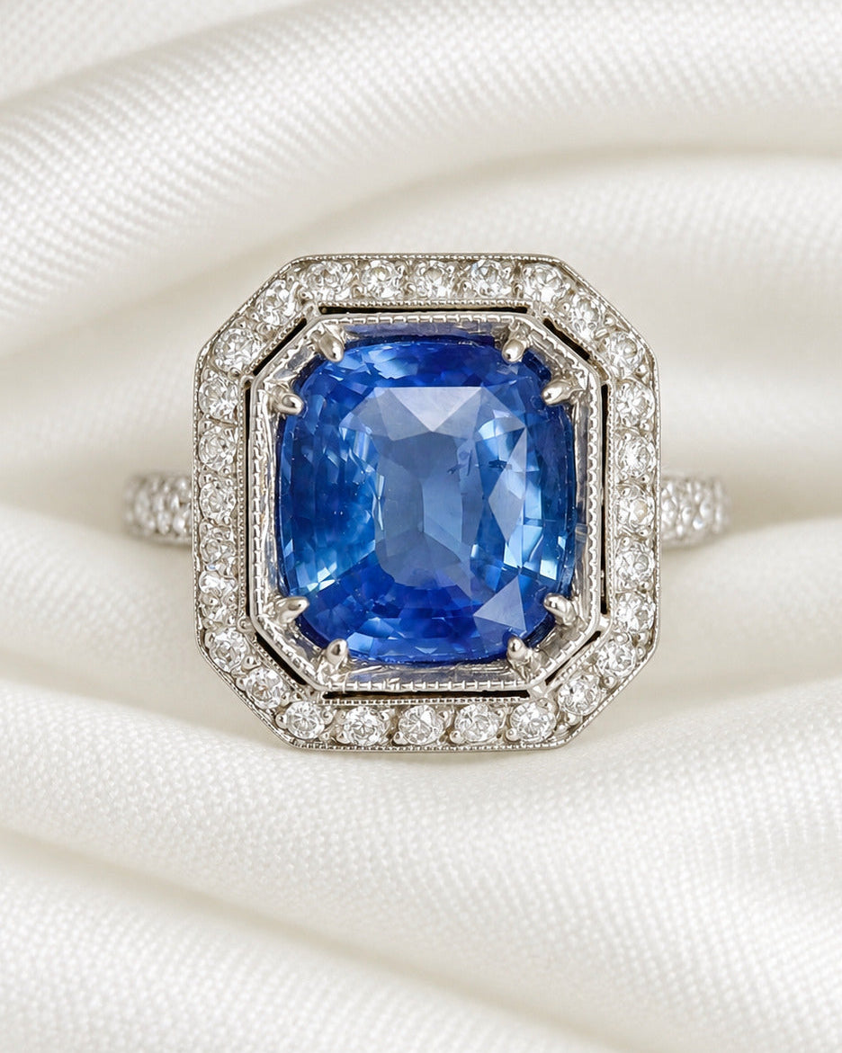 Bague Style Art-Déco Saphir Ceylan 3.07 carats &amp; Diamants 0.35 carat "Sofia"