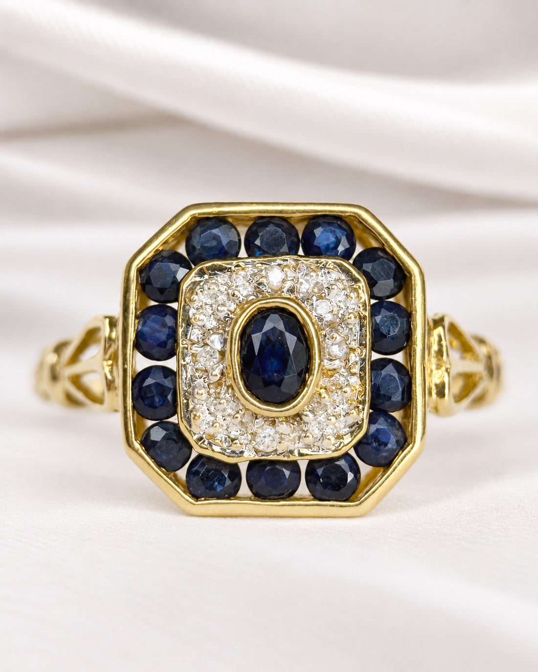 Bague Art-Déco Saphirs 0.90 carat &amp; Diamants "Flavie"