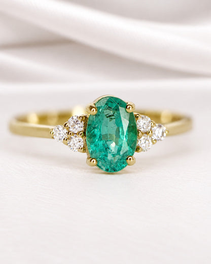 Bague Trilogie Émeraude 0.65 carat &amp; Diamants "Fauve" - Elliade Paris