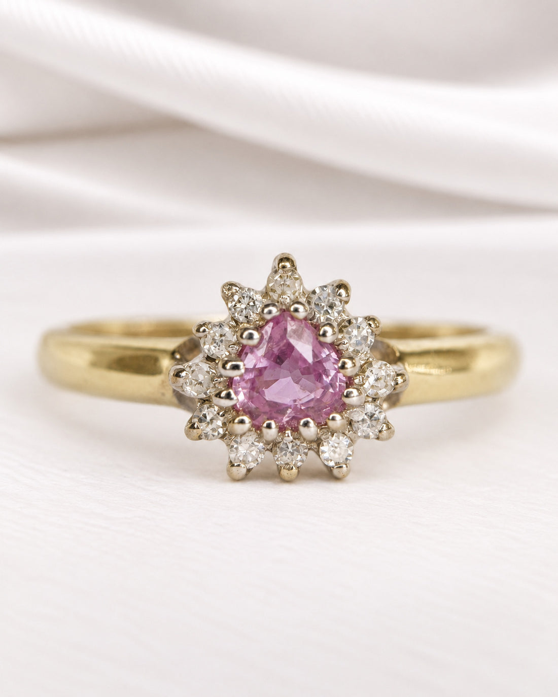 Bague Marguerite Cœur Saphir Rose &amp; Diamants "Chloé"