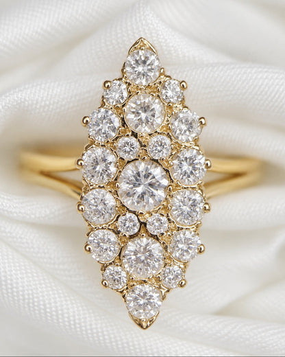 Bague Marquise Diamants 1.15 carat  &amp; Or 18 carats 5.37g "Gloire"