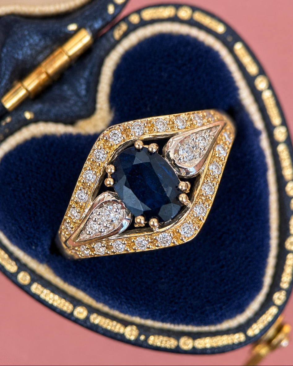 Bague Bandeau Saphir 0.70 carat &amp; Diamants 0.28 carat "Eliane"