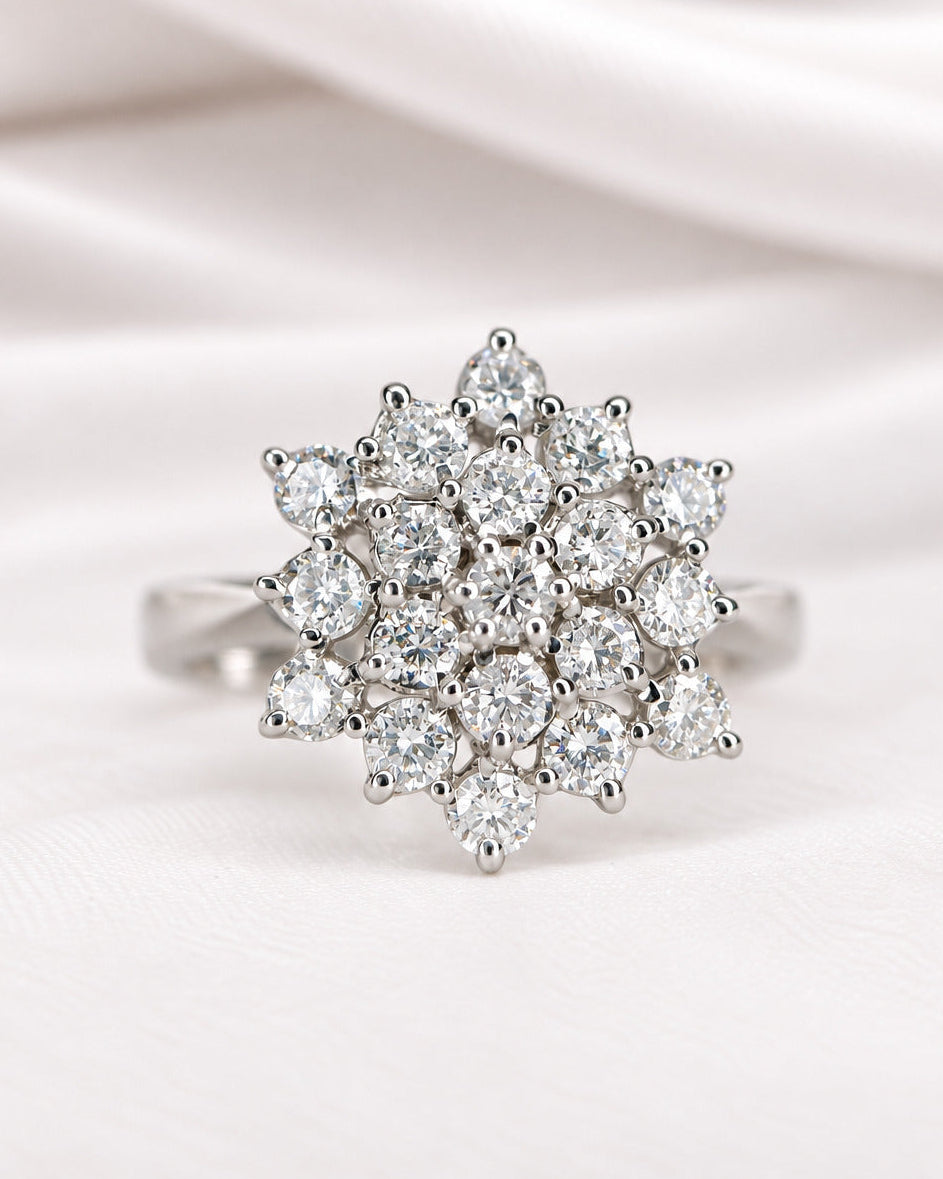 Bague Marguerite Diamants 0.76 carat "Perrine"