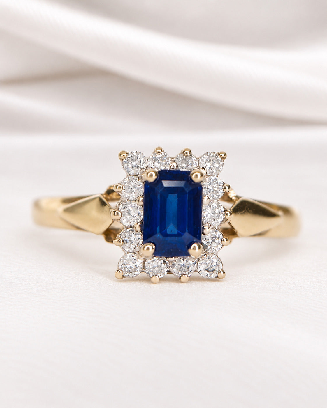 Bague Marguerite Saphir 0.91 carat &amp; Diamants 0.28 carat "Maria"