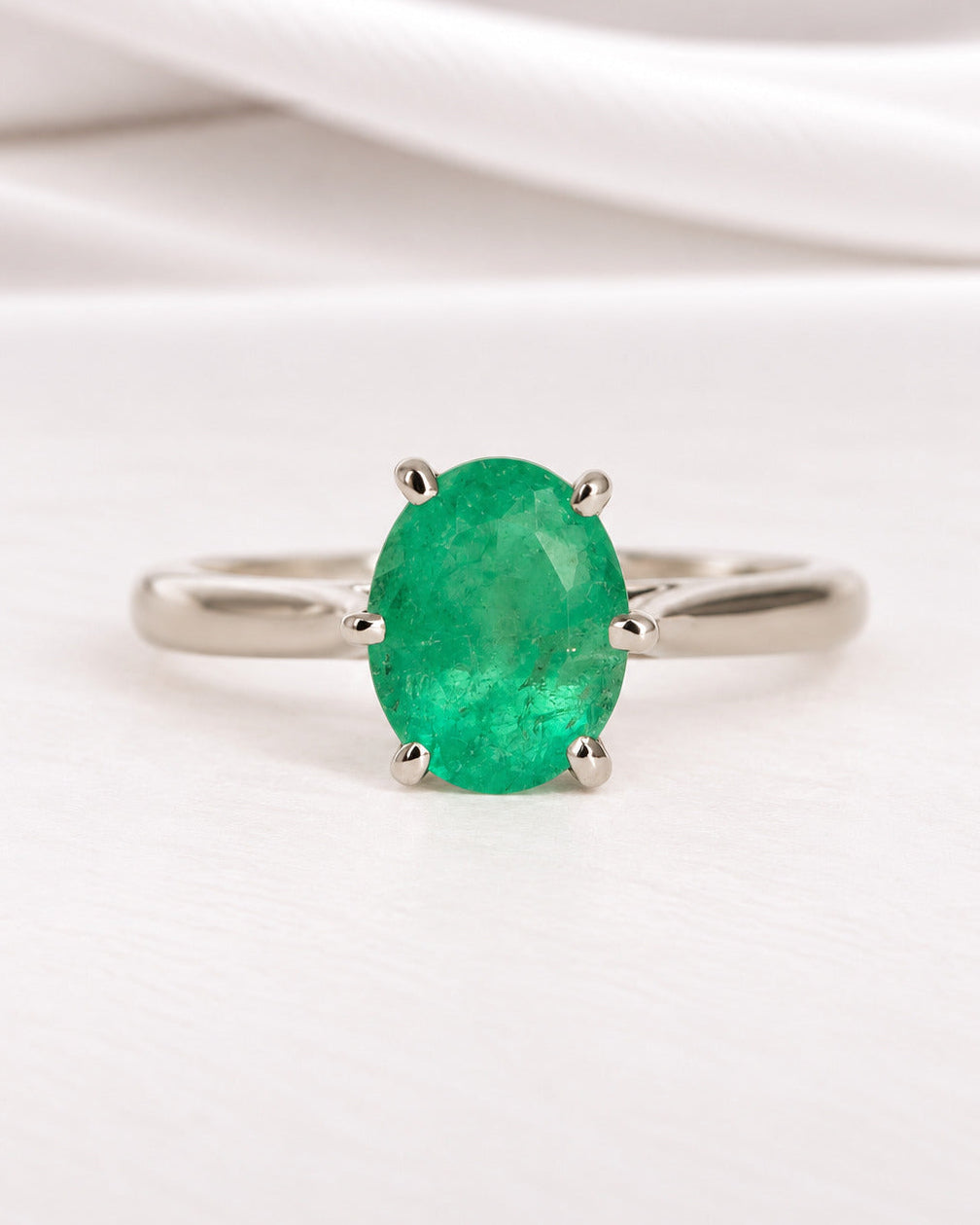 Bague Solitaire Émeraude 1.95 carat "Elina"