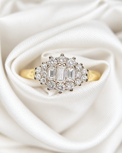 Bague Trilogie Marguerite Diamants 0.66 carat 4.43g "Geraldine"