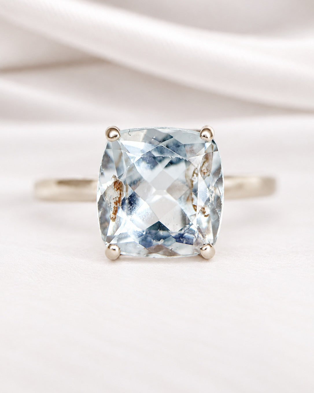 2.90-carat "Marine" aquamarine cocktail ring