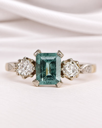 Anillo trilogía de turmalina de 1.02 quilates y diamantes «Laure»