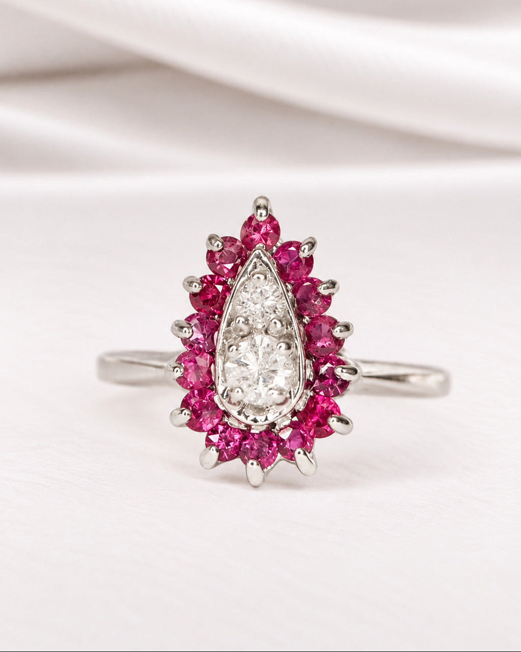 Pear-Shaped Daisy Diamond &amp; Ruby Ring "Ariette"