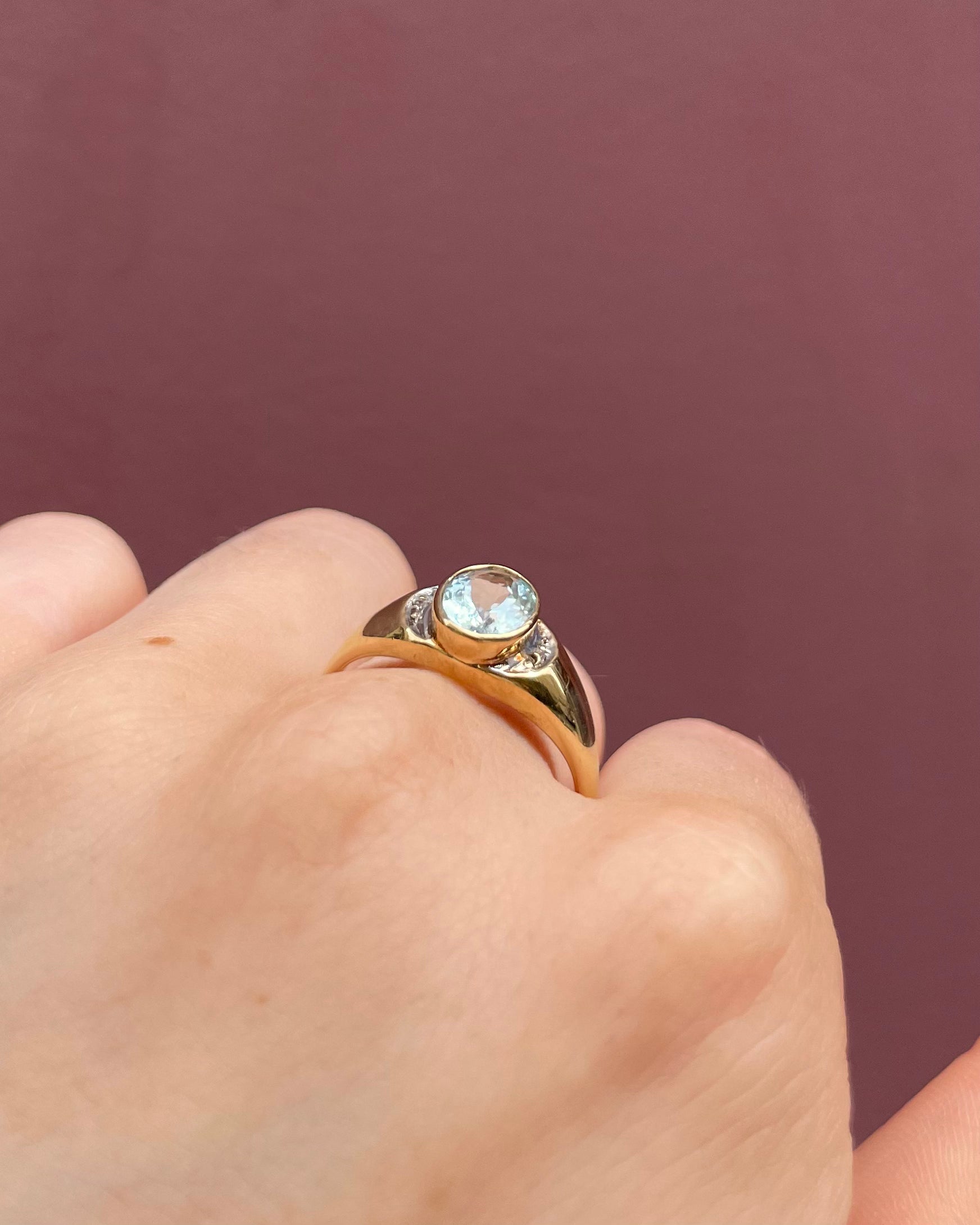 Anillo Banda Aguamarina y Diamantes "Hélorya"