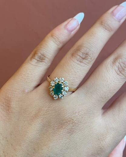 Bague Marguerite Emeraude 0.78 carat &amp; Diamants “Cécilia”