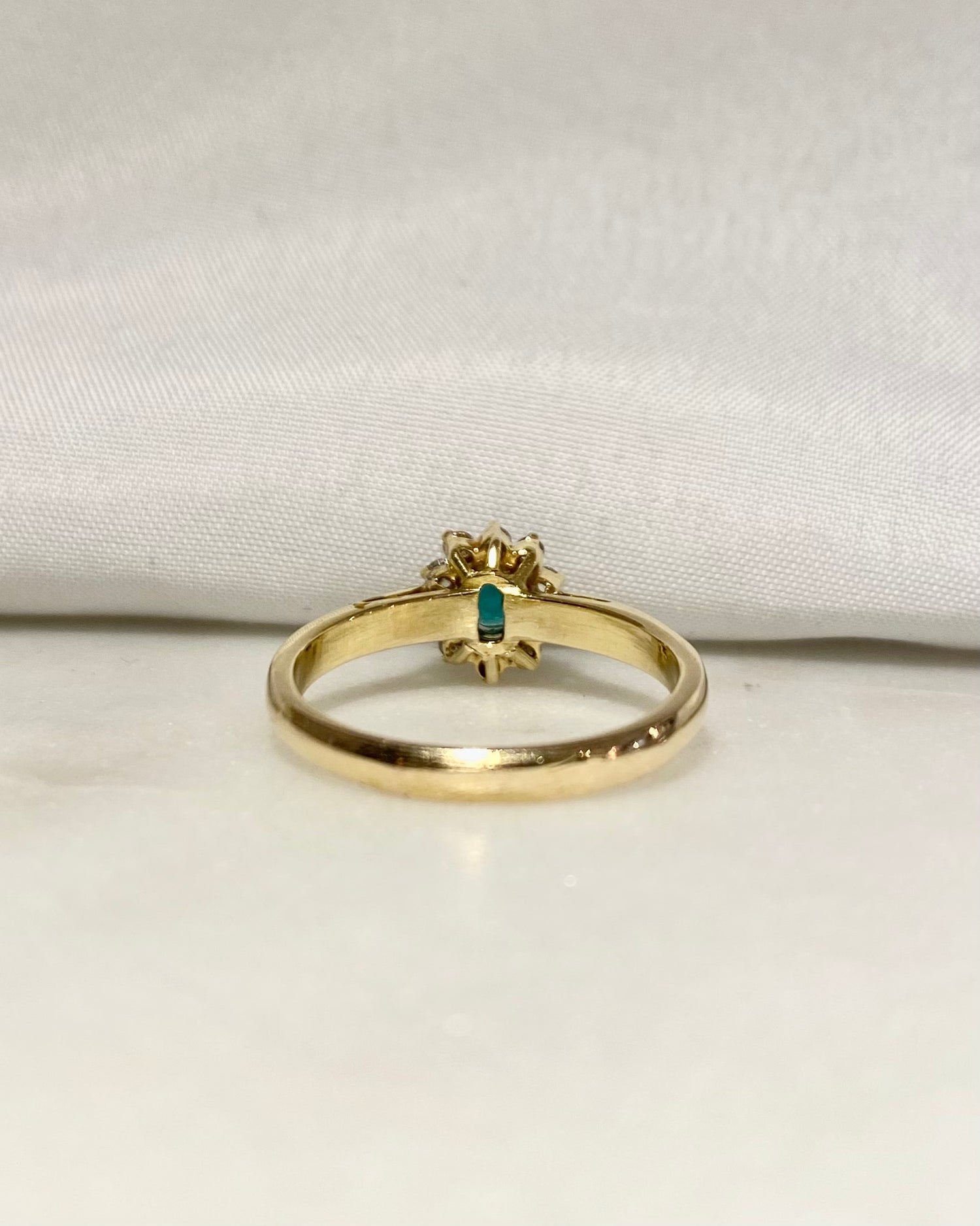 Bague Marguerite Émeraude &amp; Diamants &quot;Elsa&quot;