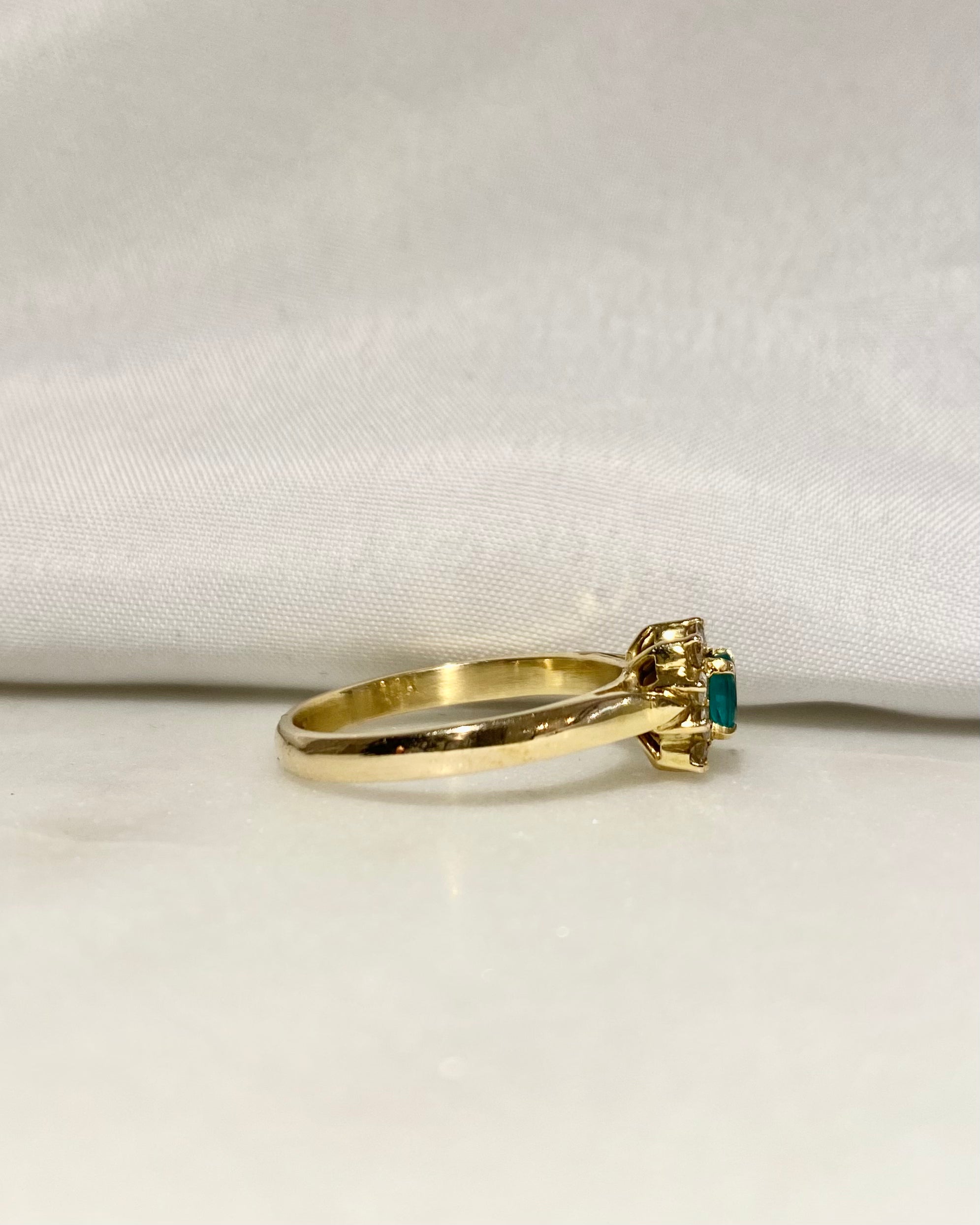 Bague Marguerite Émeraude &amp; Diamants "Elsa"
