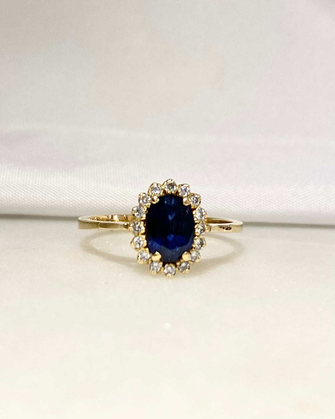 Bague Marguerite Saphir 1.30 carat &amp; Diamants &quot;Vivianne&quot;