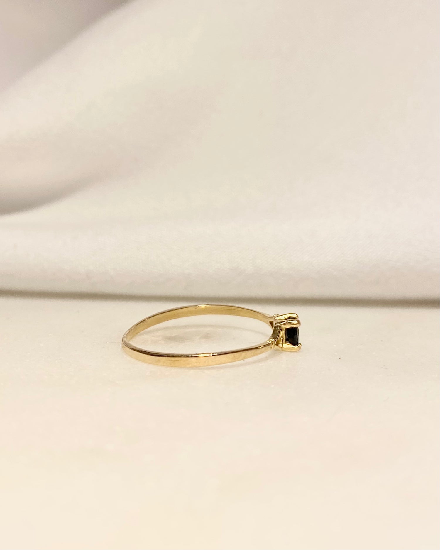 Bague Solitaire Saphir 0.20 carat &quot;Lauraline&quot;