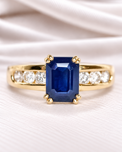 1.16 carat Sapphire Trilogy Ring &amp; 0.30 carat Diamonds "Léandre"
