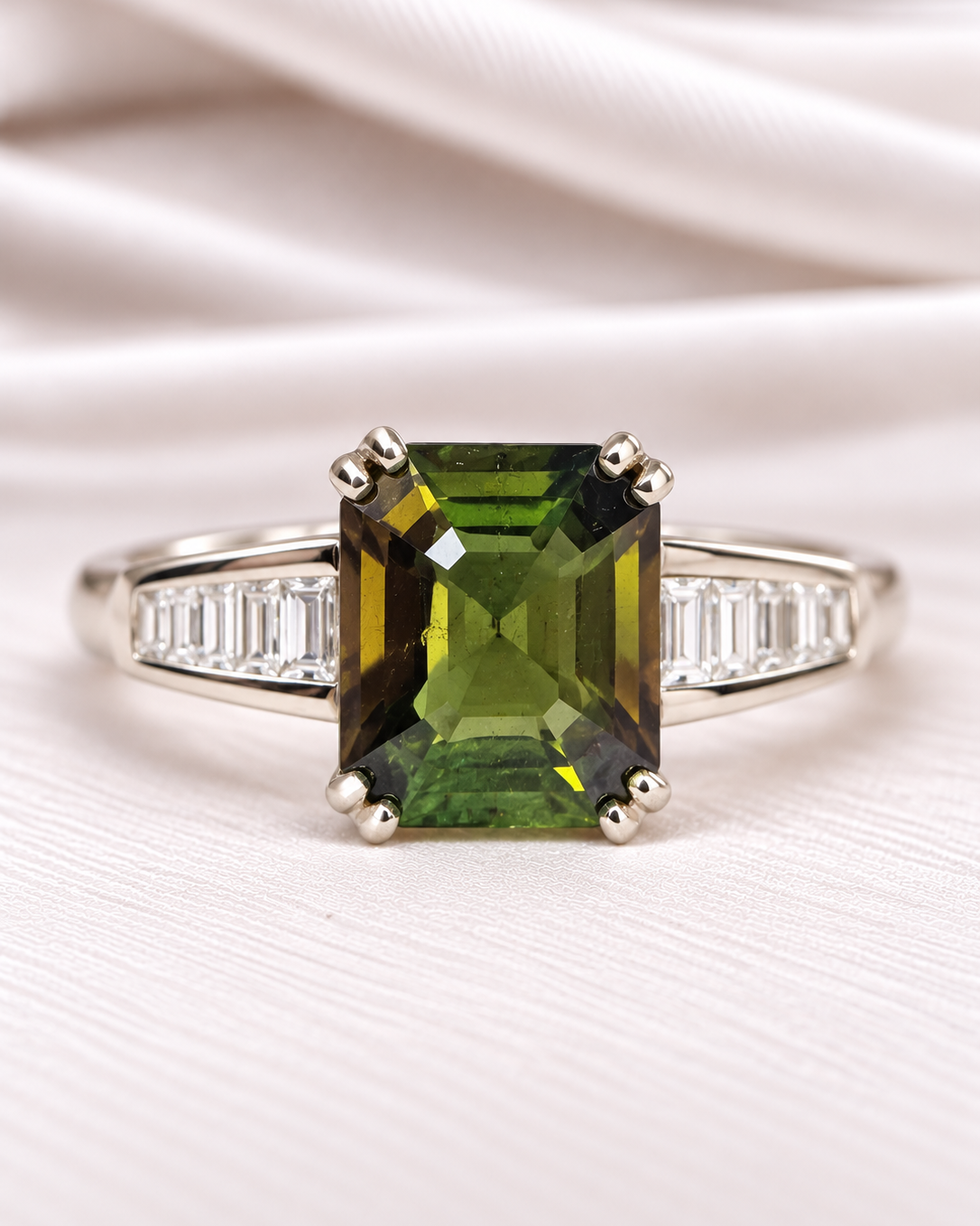 2.54-carat Tourmaline Trilogy Ring &amp; Diamonds "Véridise"
