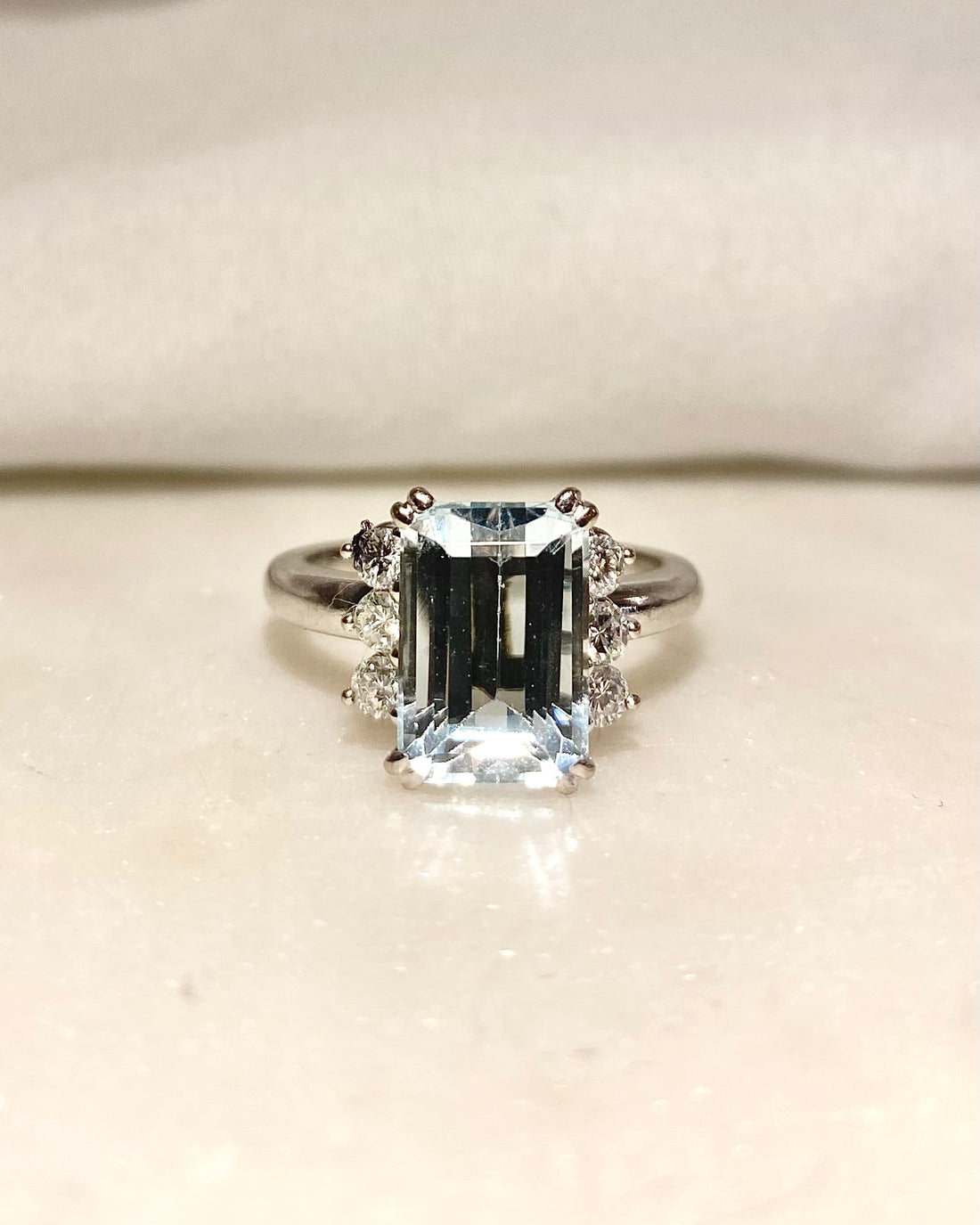 Bague Cocktail Aigue-Marine 3.80 Carats &amp; Diamants &quot;Déraé&quot;