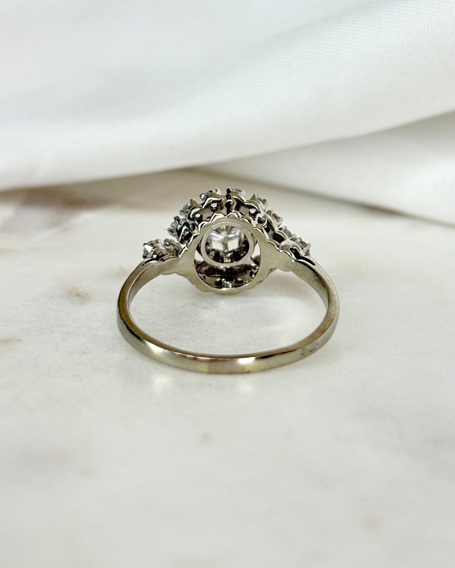 Bague Art Déco Diamants 0.85 carat &quot;Cassiopée&quot;