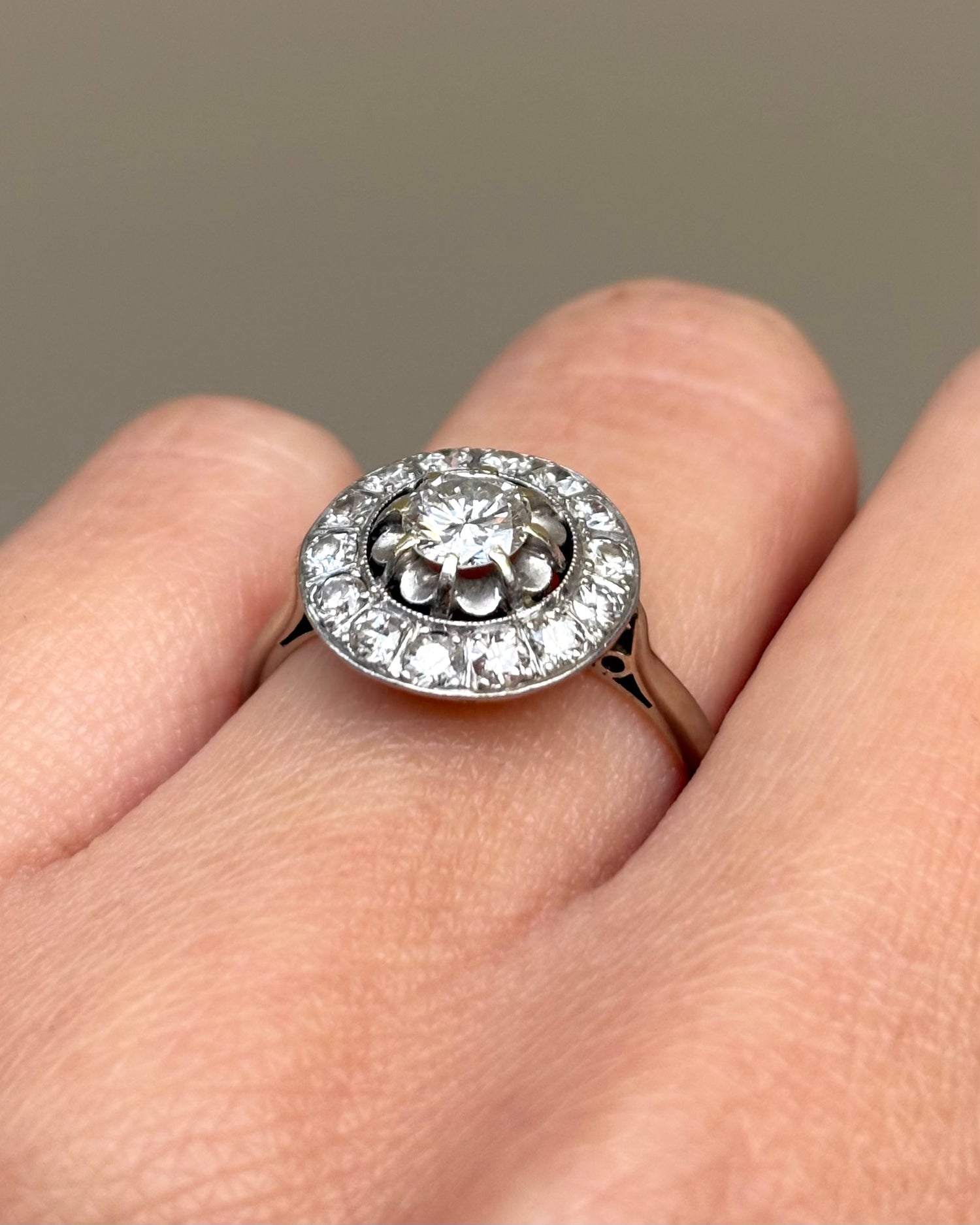 Art Deco Diamond Ring 0.93 carat &quot;Ella&quot;