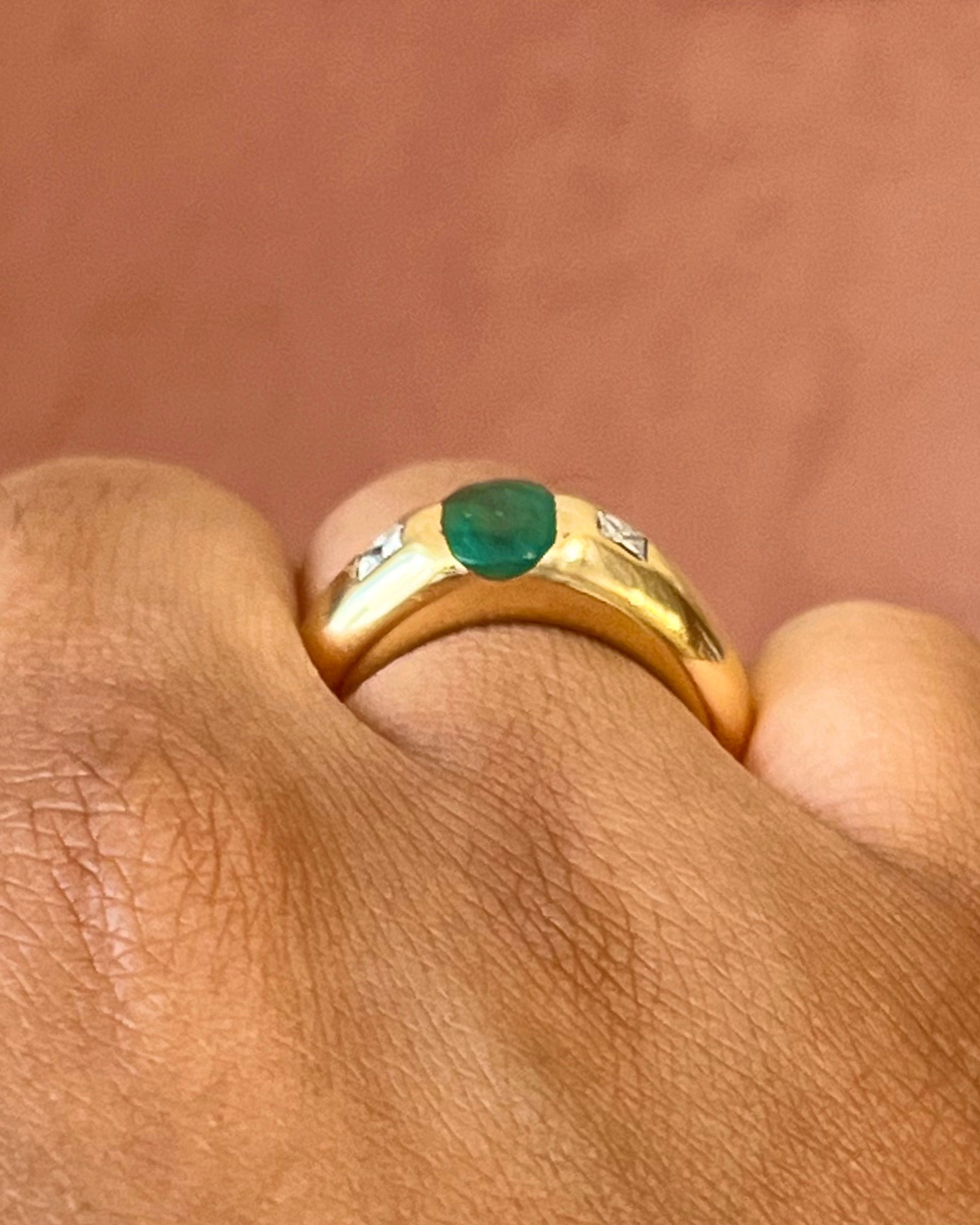 1.60-carat Emerald &amp; Diamond Band Ring "Daphné"