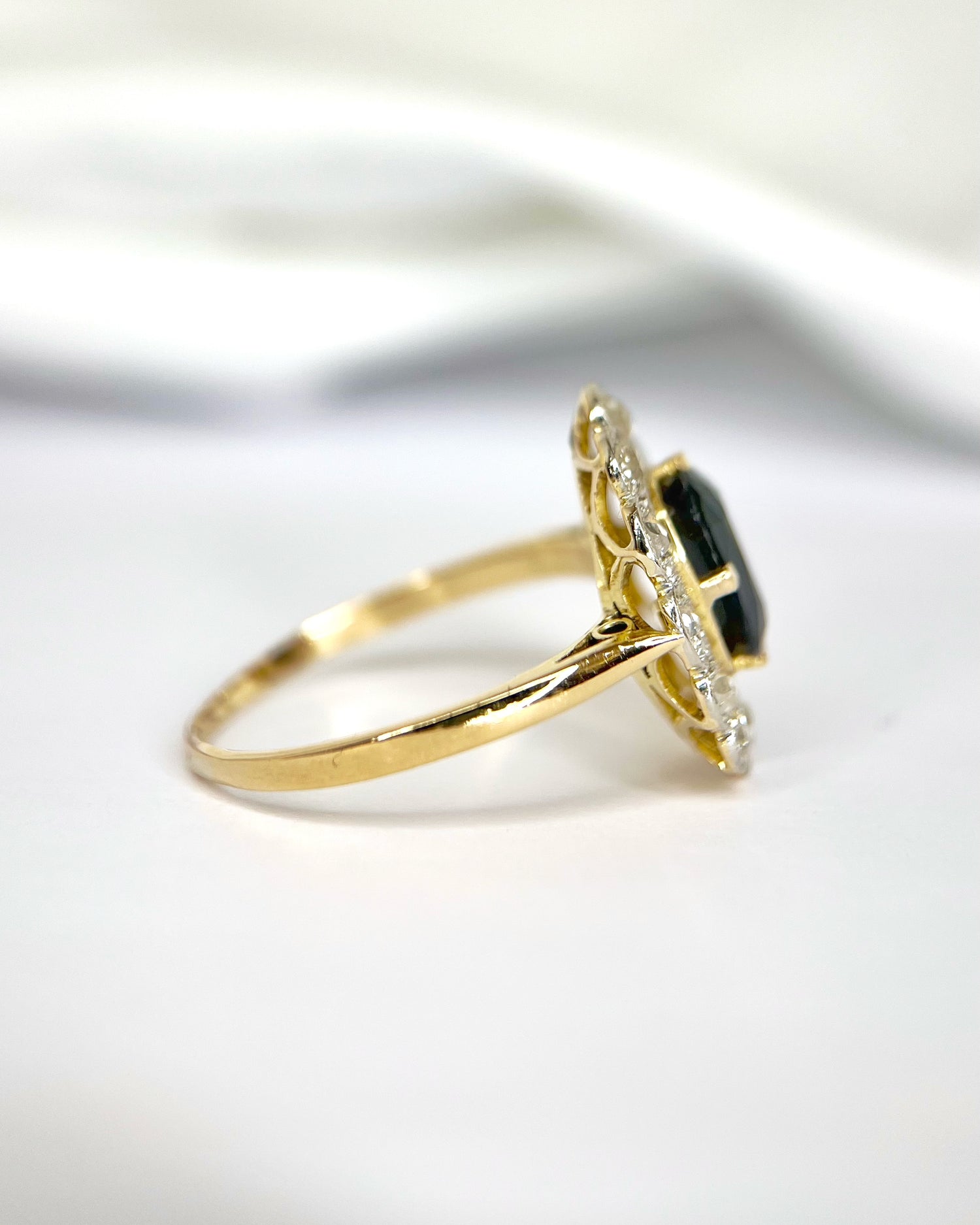 “Nastasia” 1.70-carat Sapphire &amp; 0.43-carat Diamond Marguerite Ring