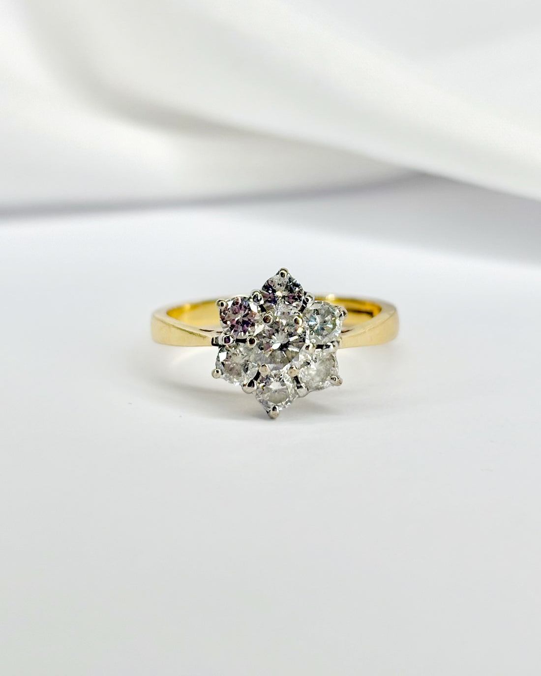 Daisy diamond ring
