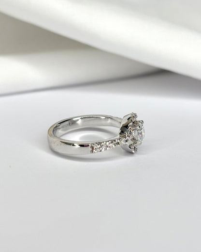 Anillo Margarita Diamantes 0.80 quilates &quot;Veronica&quot;