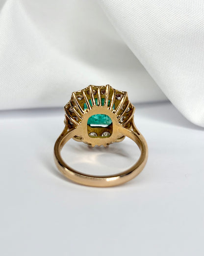 Bague Marguerite Émeraude 3.40 carats &amp; Diamants 0.84 carat &quot;Lauranne&quot;