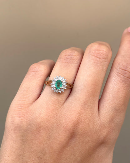 Marguerite Emerald 0.32 carat &amp; 28 Diamonds &quot;Odile&quot; Ring