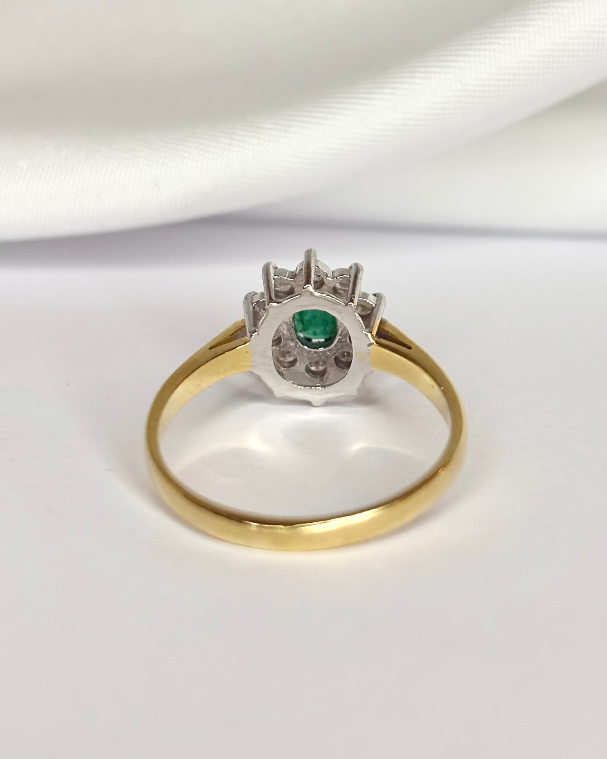 Daisy Emerald and Diamond Ring "Leander"