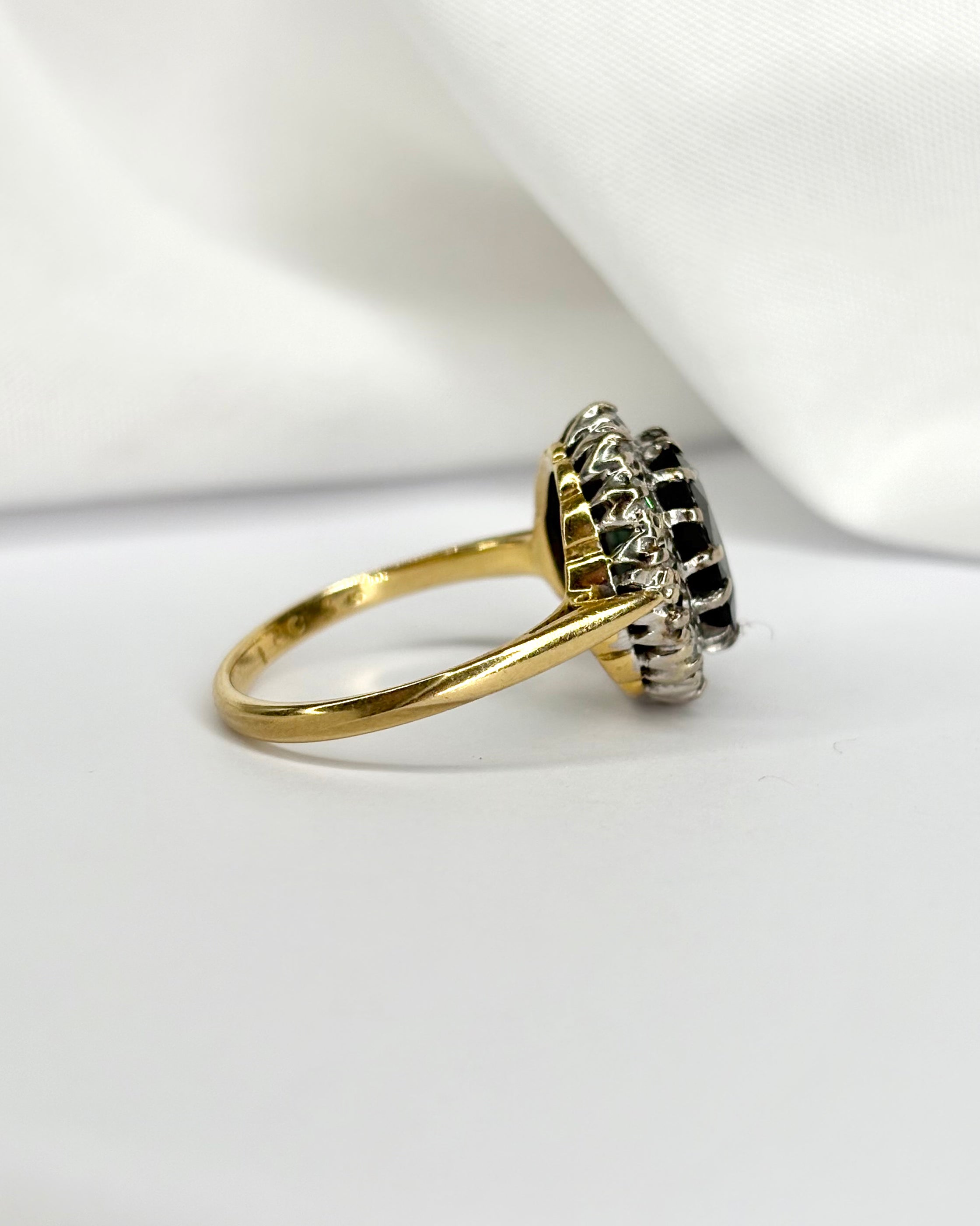 Marguerite Sapphire Ring 4.20 carats &amp; 14 Diamonds &quot;Karen&quot;