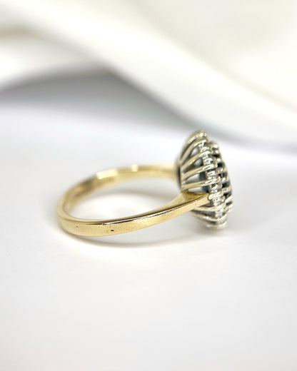 Anillo Marguerite de zafiro de 2.45 quilates y diamantes de 0.40 quilates «Johanna»
