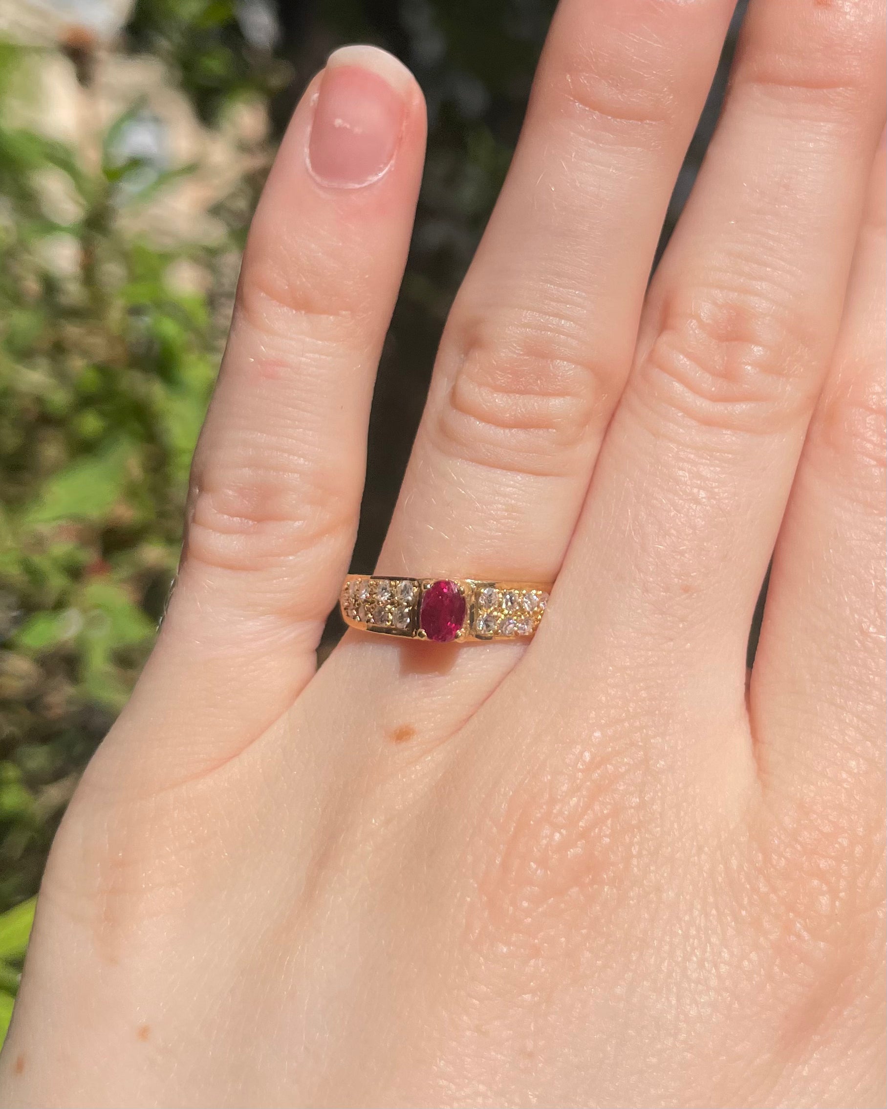 Bague Jonc Rubis 0.50 carat &amp; Diamants "Andrea"