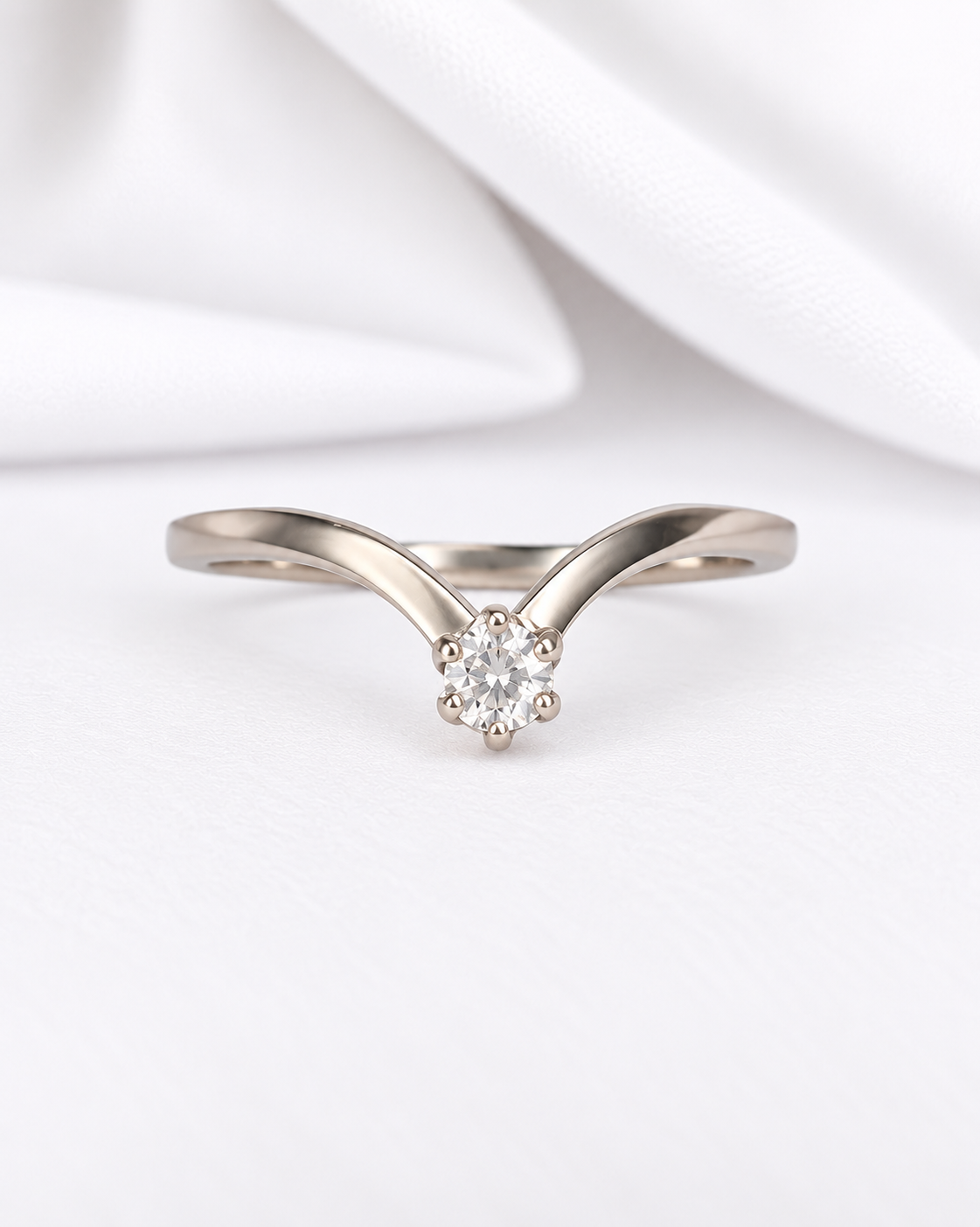 “Elisa” Diamond Tiara Ring