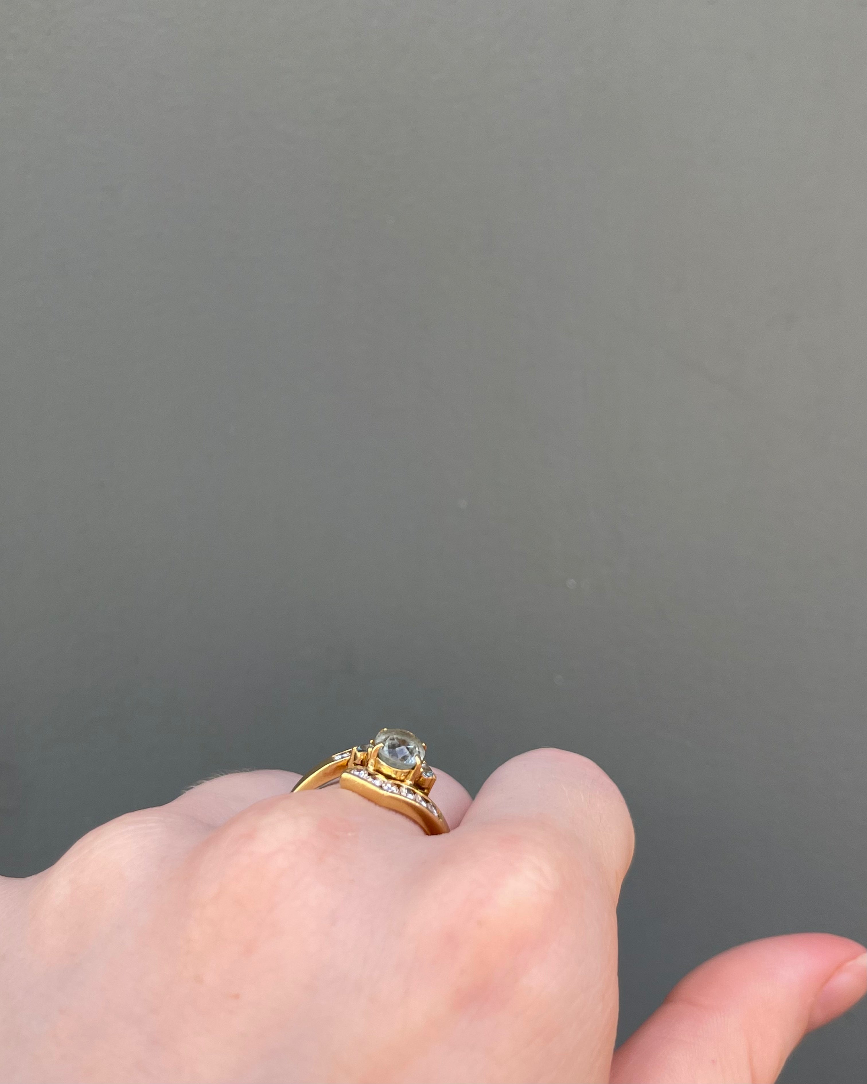 Bague Tourbillon Aigues-Marines 1.26 carat &amp; Diamants &quot;Shaa&quot;