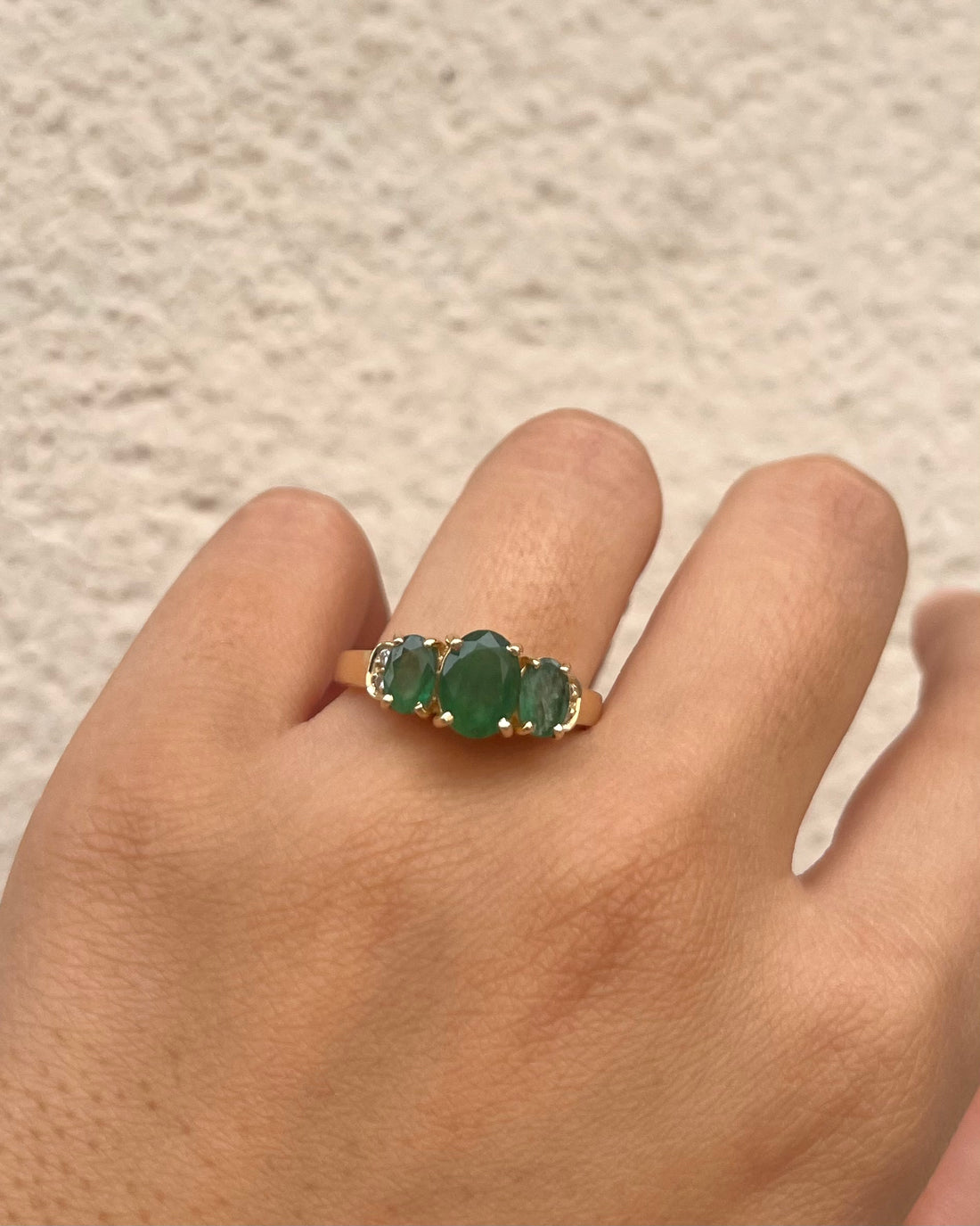 Bague Trilogie Émeraudes 2.32 carats &amp; Diamants  &quot;Molly&quot;