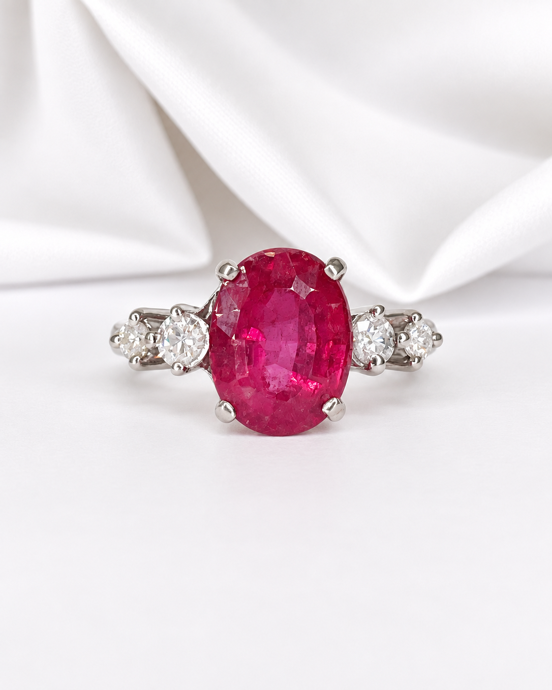 Bague Trilogie Tourmaline Rose 4.50 carat &amp; Diamants 0.26 carat "Carla"